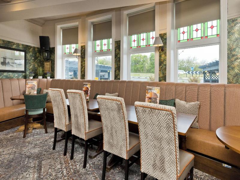 Blue Bell Lodge Hotel image