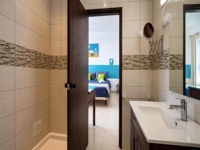 Tonel Apartments image