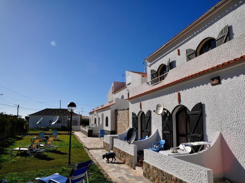 Tonel Apartments image