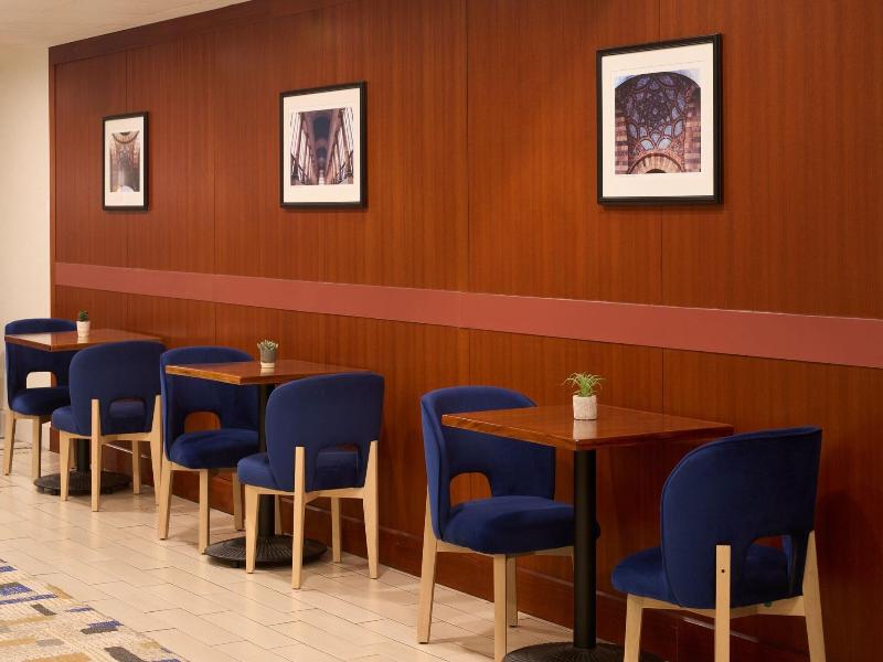 Sheraton Pittsburgh Hotel at Station Square image