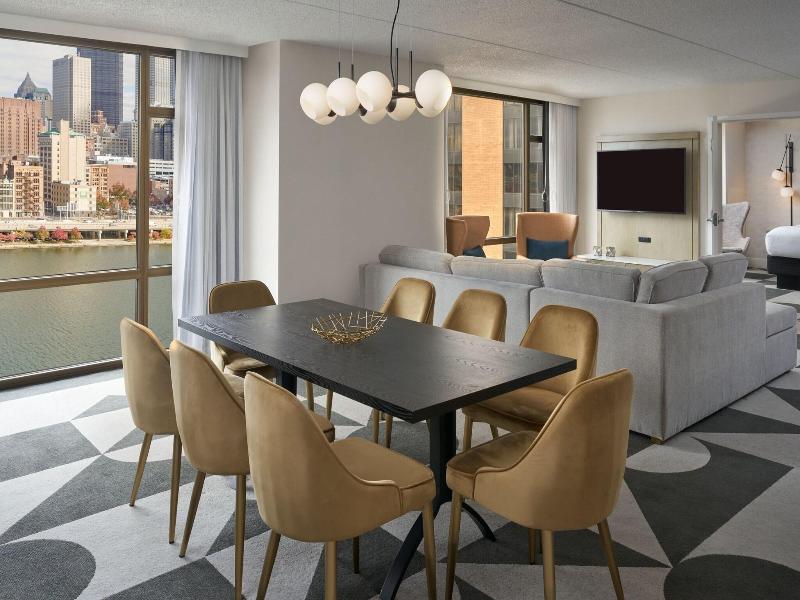 Sheraton Pittsburgh Hotel at Station Square image