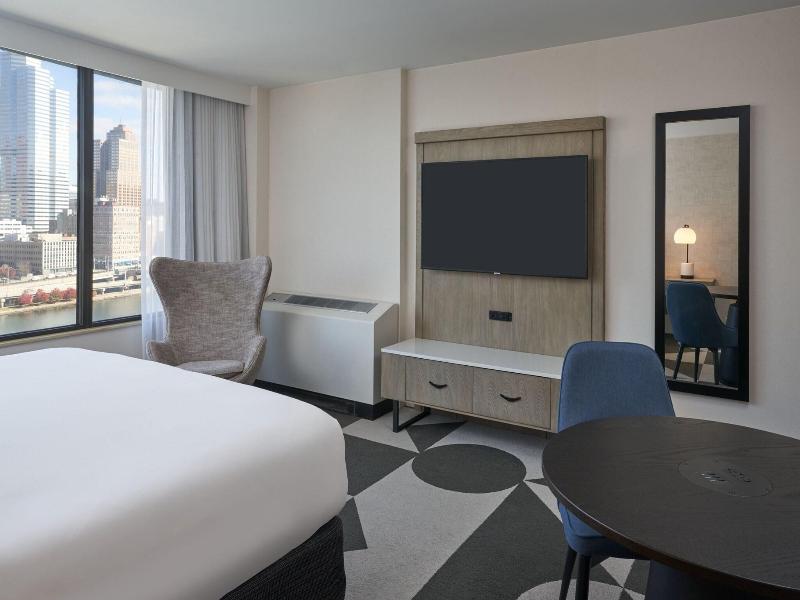 Sheraton Pittsburgh Hotel at Station Square image