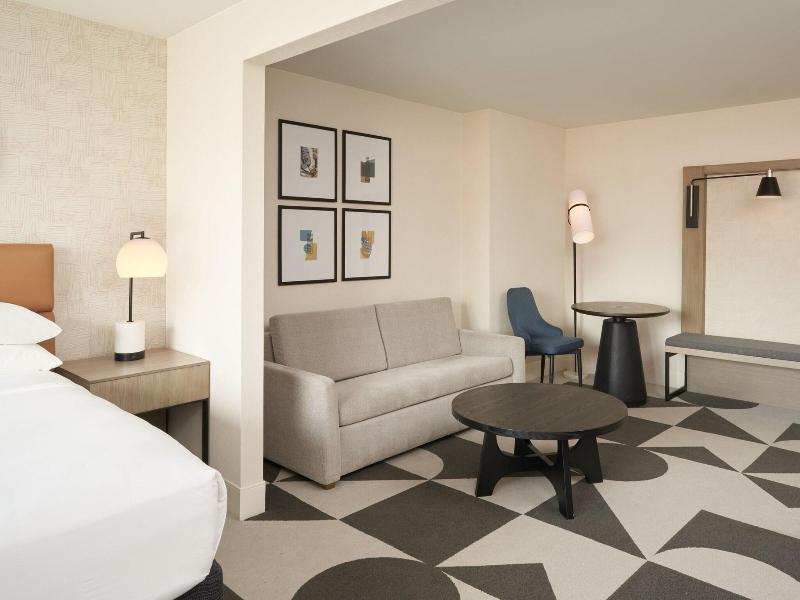 Sheraton Pittsburgh Hotel at Station Square image