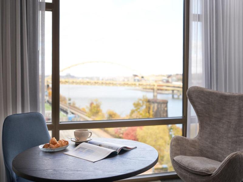 Sheraton Pittsburgh Hotel at Station Square image