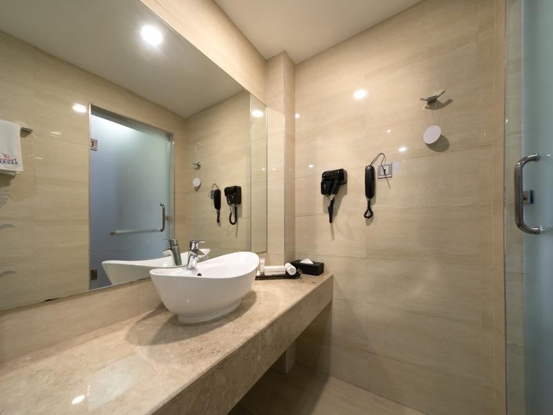 PrideInn Azure Hotel Nairobi image