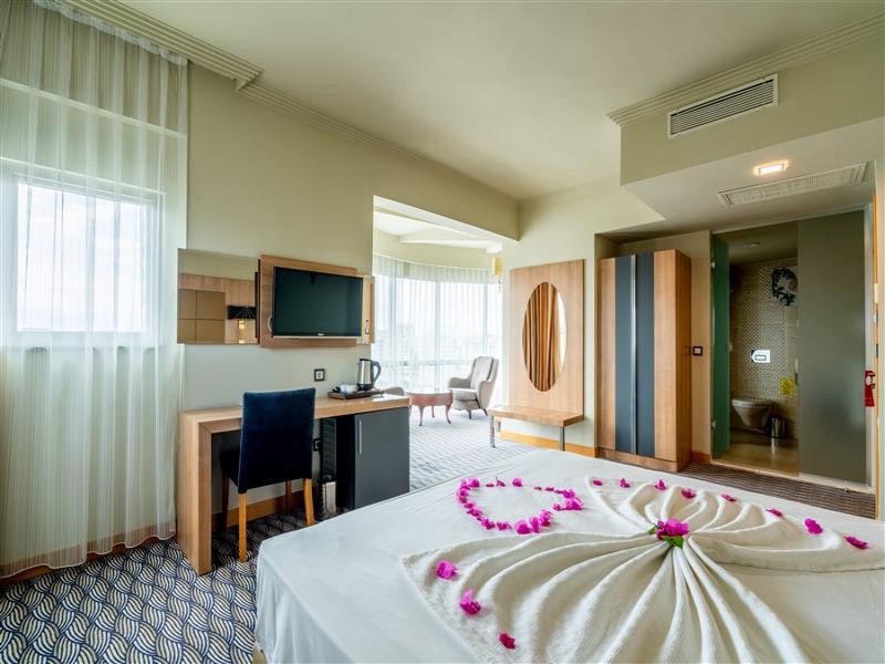 City Live Hotel image