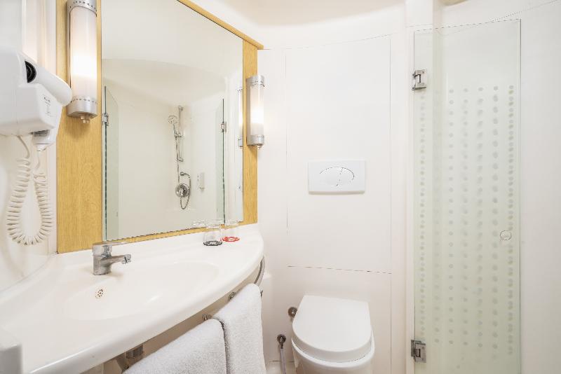 Ibis Gading Serpong image