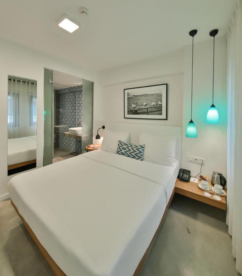 Alilass Hotel image