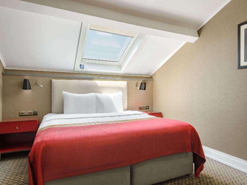 Ramada Plaza by Wyndham Eskisehir image