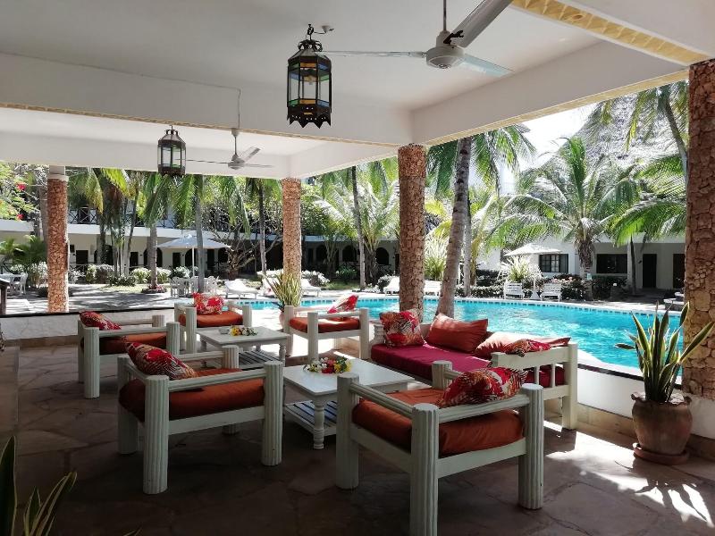 Aquarius Beach Resort image