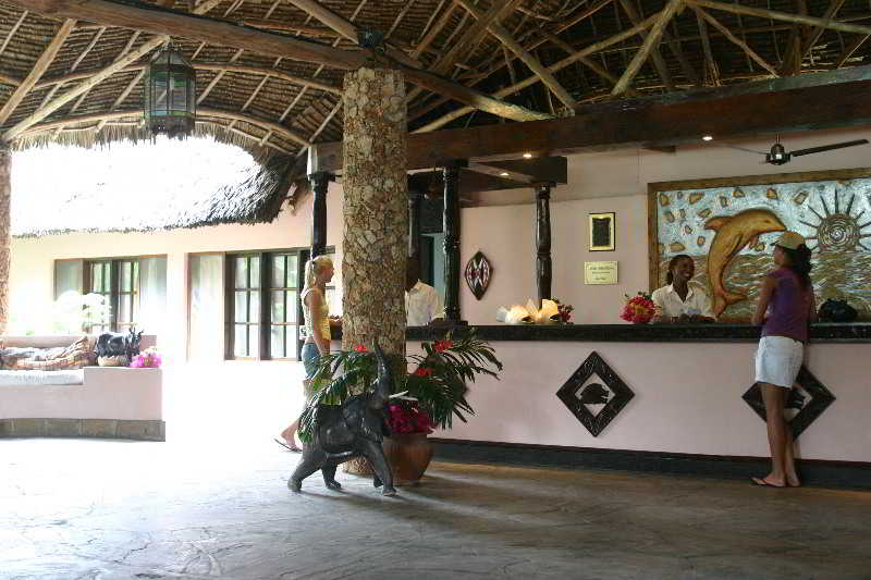 Aquarius Beach Resort image