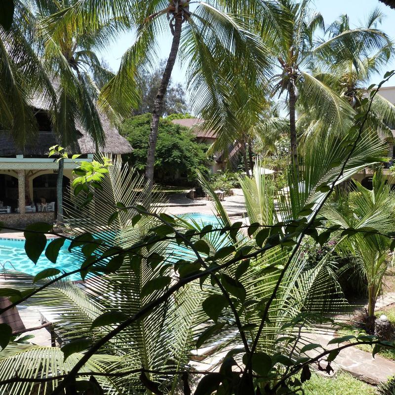 Aquarius Beach Resort image