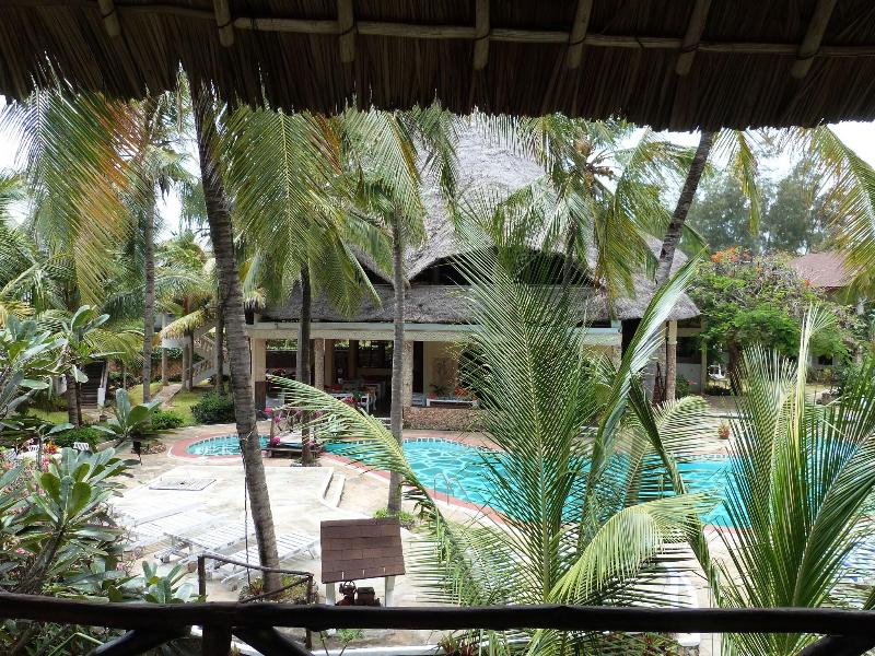 Aquarius Beach Resort image