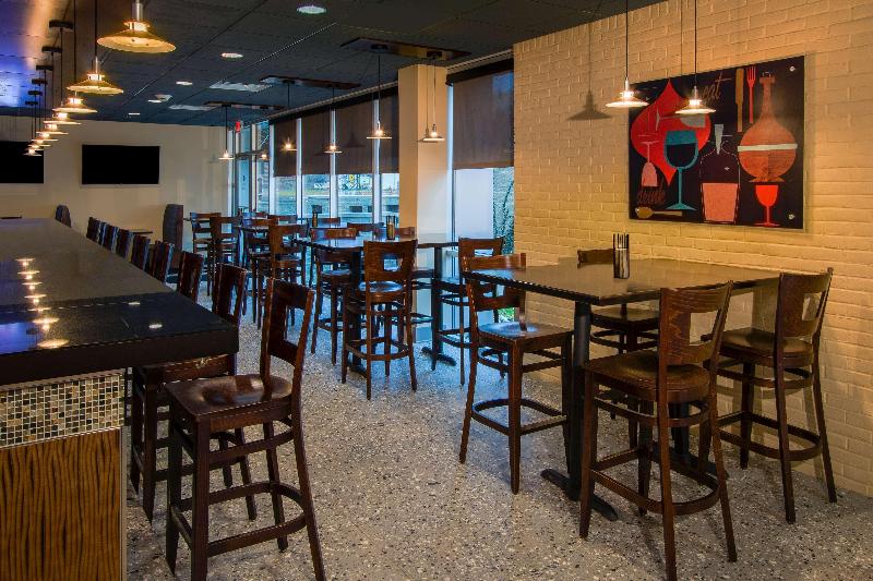 Doubletree By Hilton Newark image