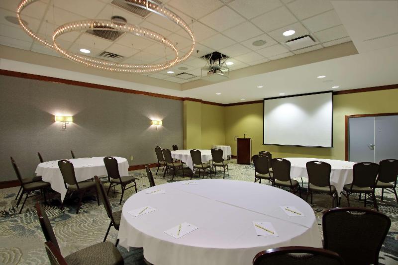 Doubletree By Hilton Newark image