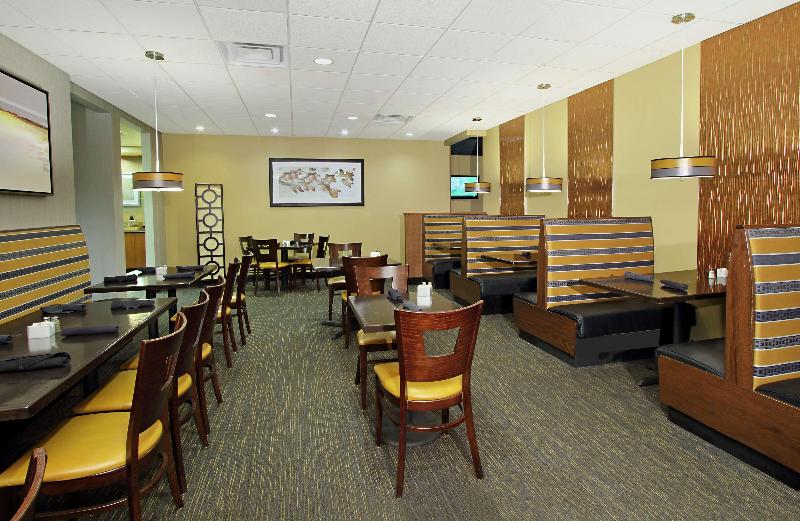 Doubletree By Hilton Newark image
