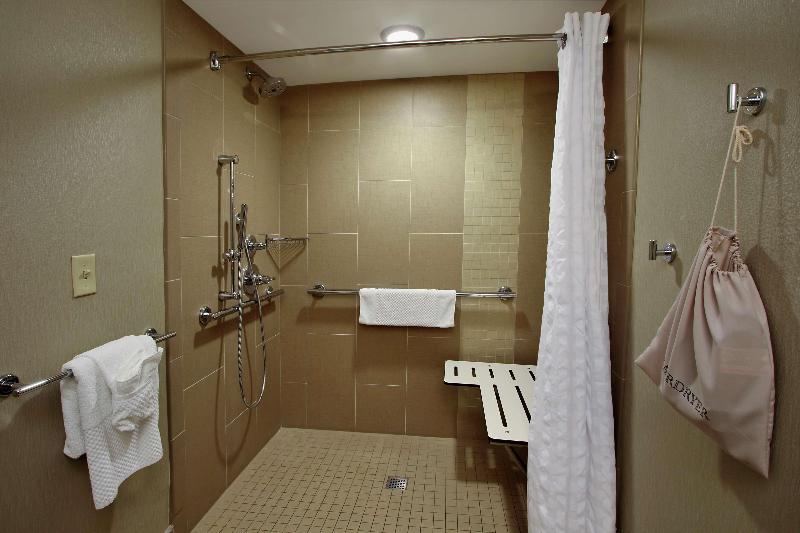 Doubletree By Hilton Newark image