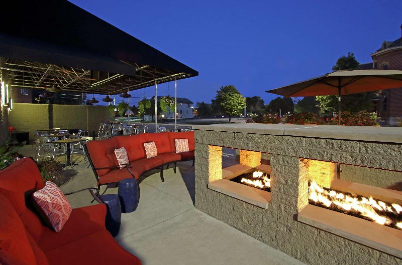 Doubletree By Hilton Newark image