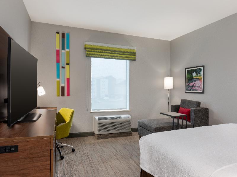 Hampton Inn Lake Charles image