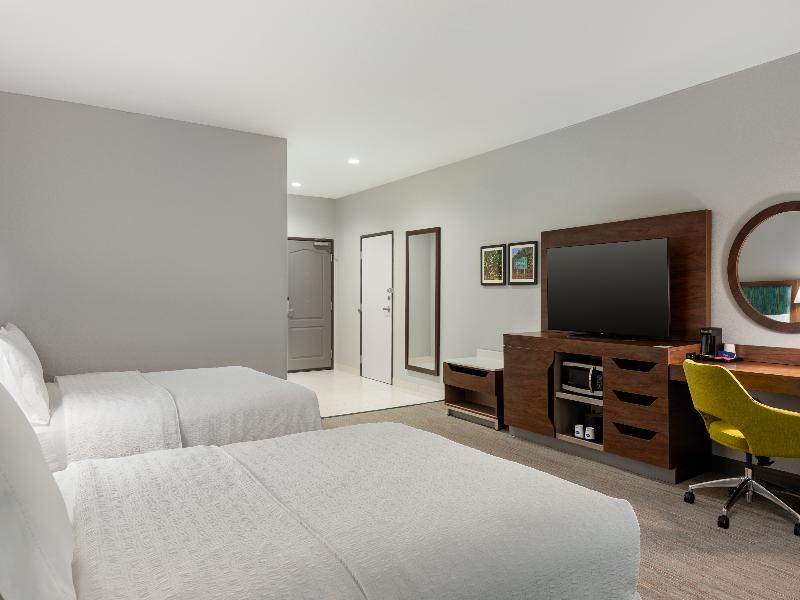 Hampton Inn Lake Charles image