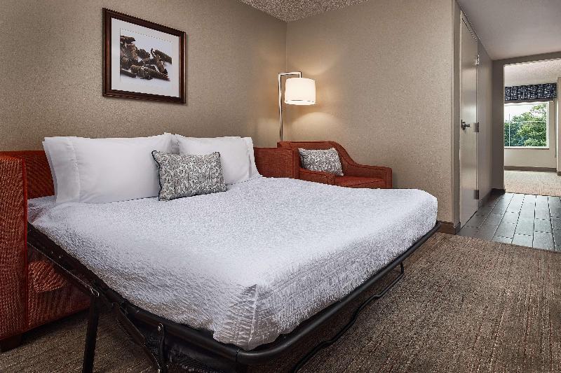 Hampton Inn & Suites Hershey Near The Park image