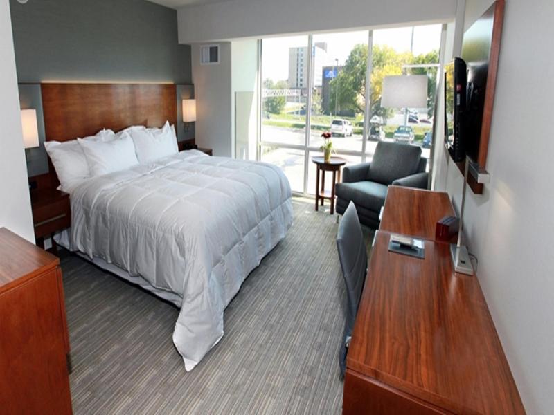 Doubletree by Hilton Omaha Southwest
