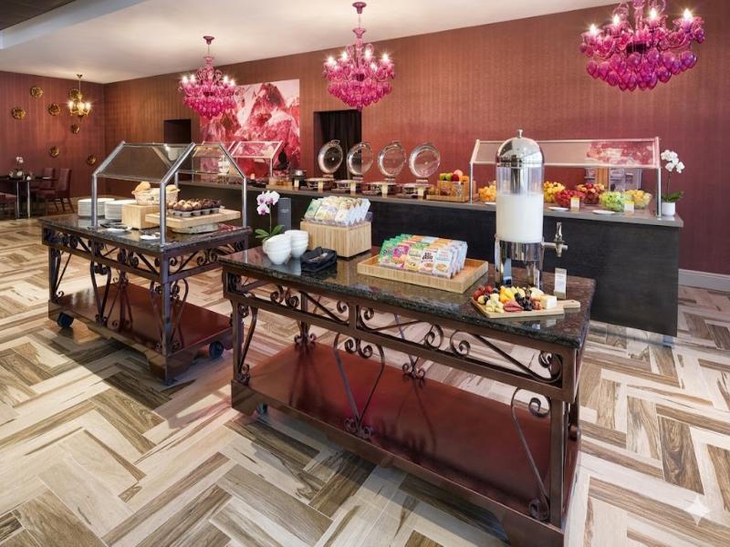 Doubletree by Hilton Orlando East - UCF Area image