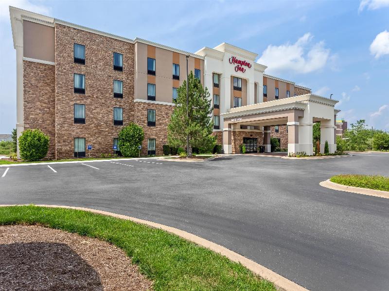 Hampton Inn-Dekalb (Near The University) image