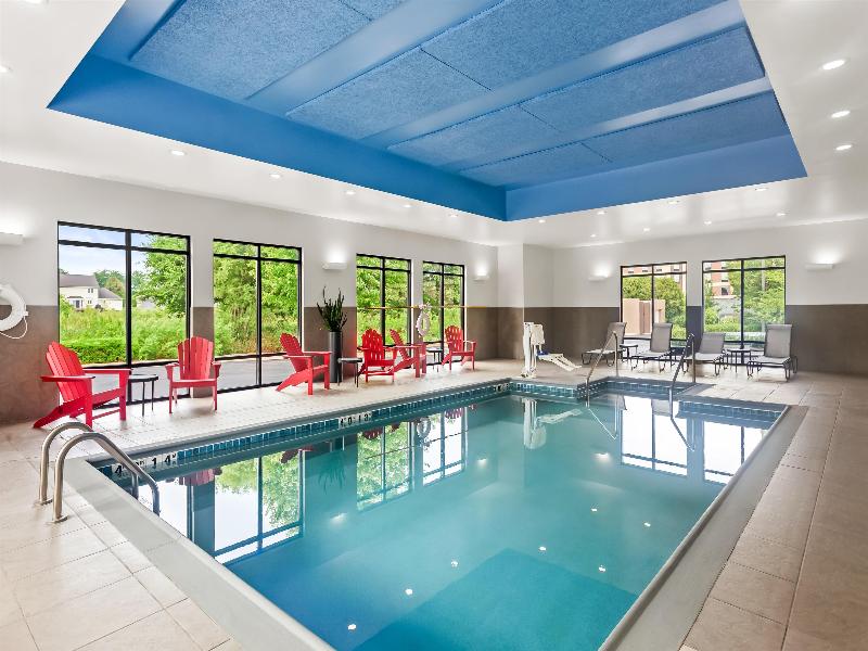 Hampton Inn-Dekalb (Near The University) image
