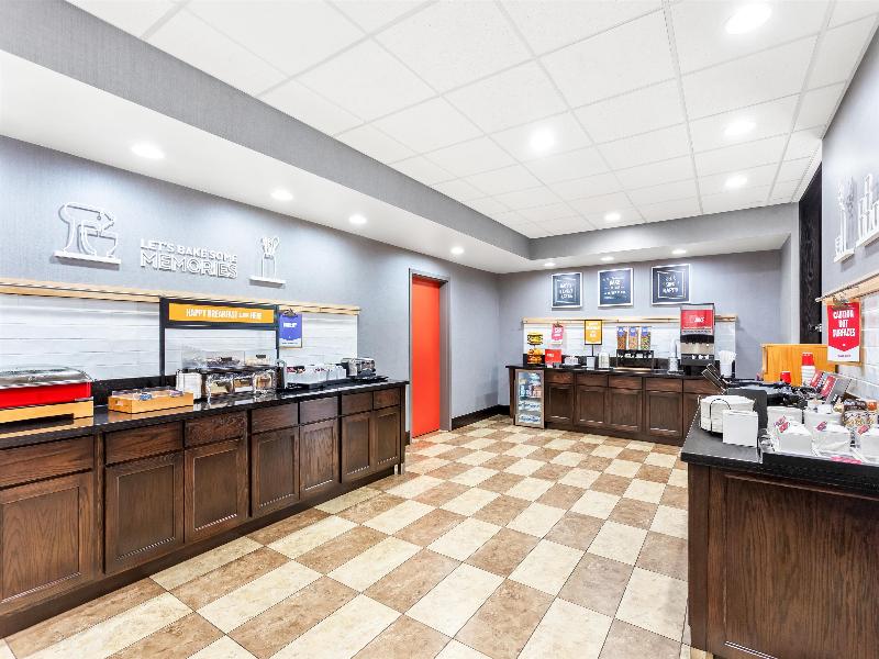 Hampton Inn-Dekalb (Near The University) image