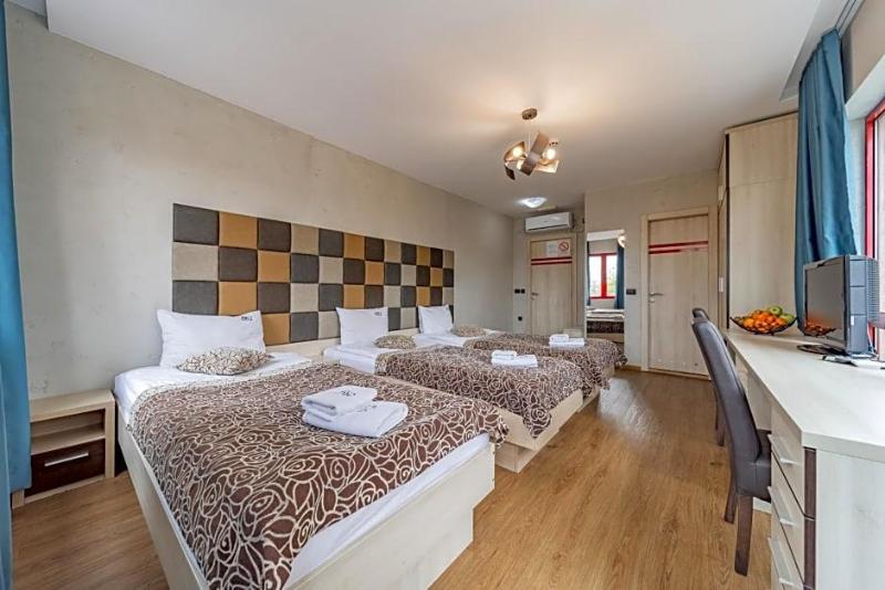 Hotel City Code Vizura garni RENEW image