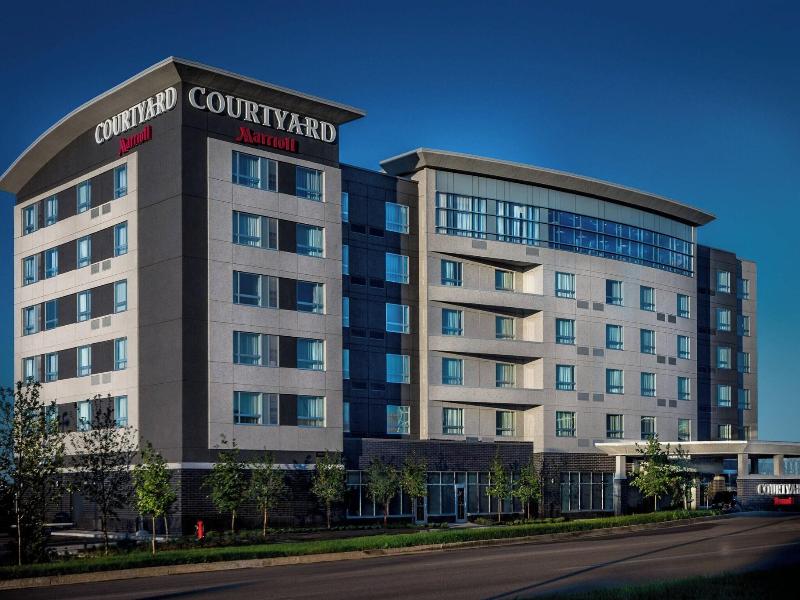 Courtyard Winnipeg Airport image