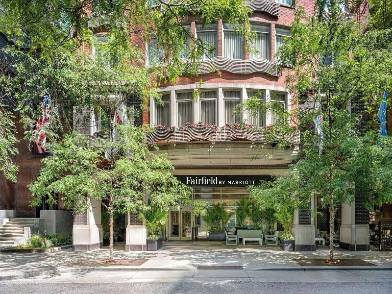 Fairfield Inn&Suites Chicago Downtown/MagnificentM image