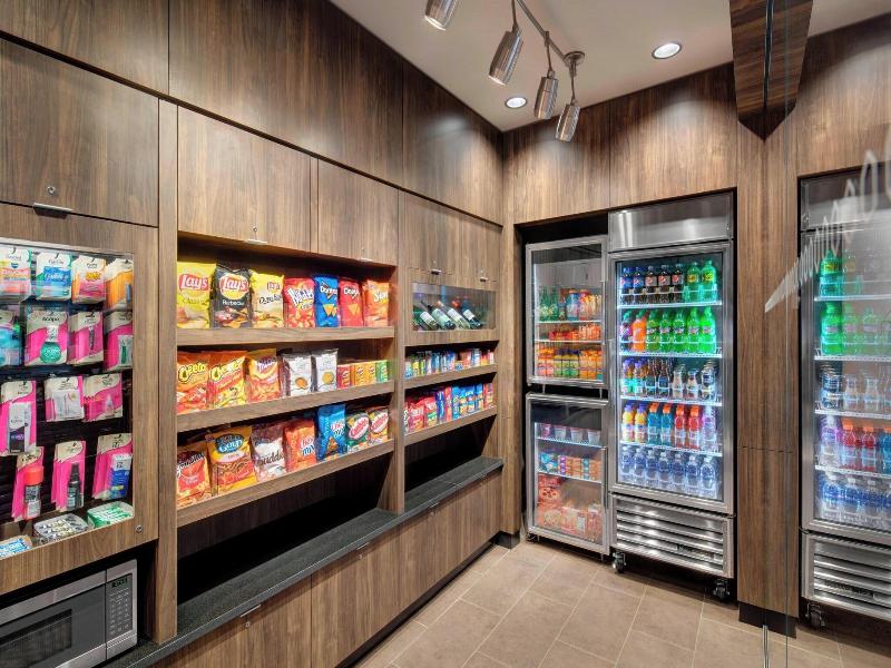 Fairfield Inn&Suites Chicago Downtown/MagnificentM image