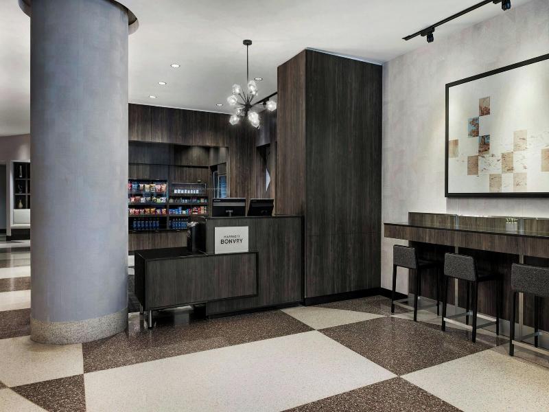 Fairfield Inn&Suites Chicago Downtown/MagnificentM image