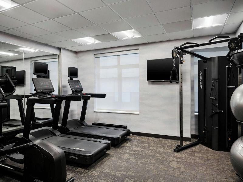 Fairfield Inn&Suites Chicago Downtown/MagnificentM image