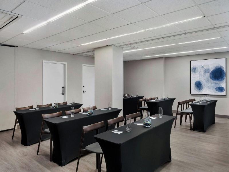 Fairfield Inn&Suites Chicago Downtown/MagnificentM image