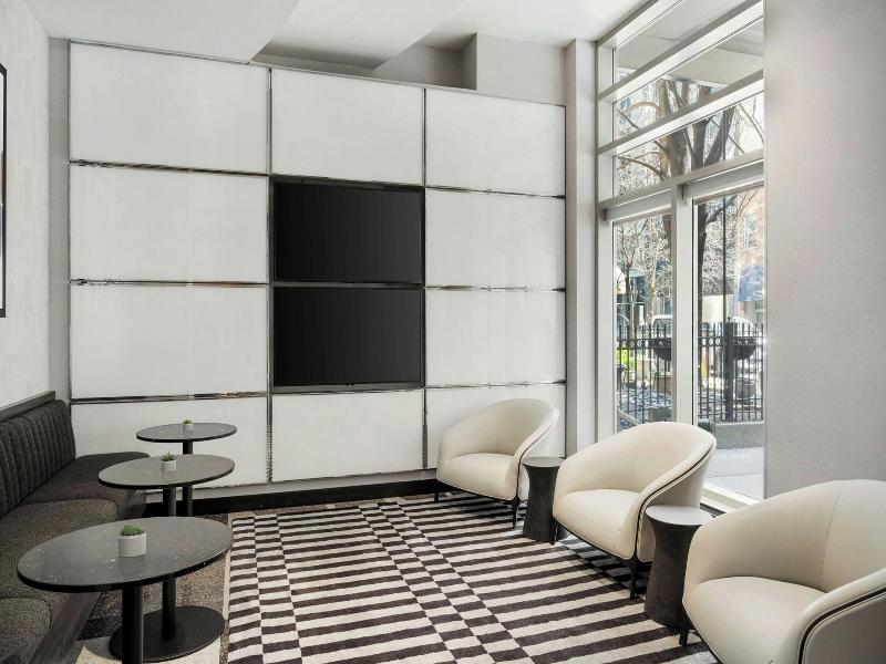 Fairfield Inn&Suites Chicago Downtown/MagnificentM image