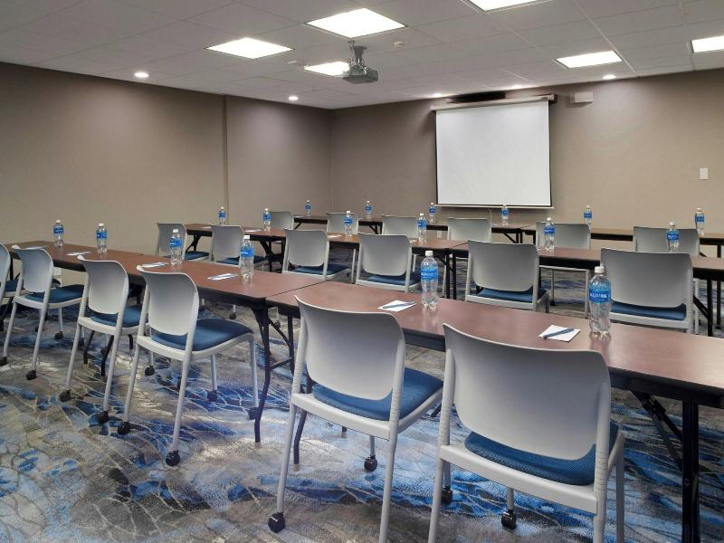 Fairfield Inn & Suites Dallas Park Central image
