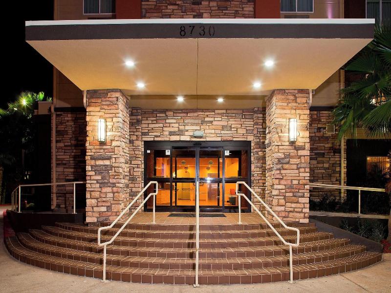 Fairfield Inn & Suites Houston Hobby Airport image