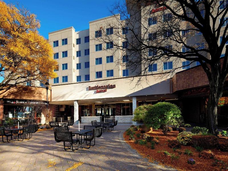 Residence Inn Secaucus Meadowlands image