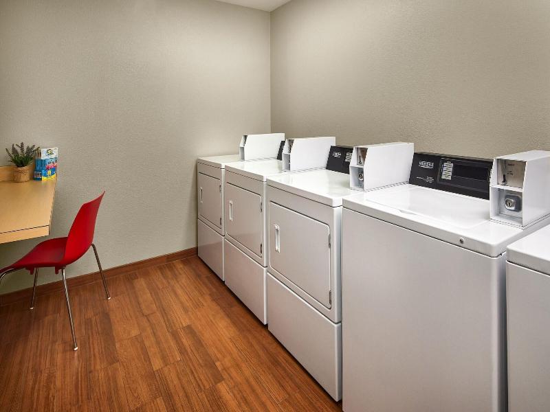 TownePlace Suites Garden City image
