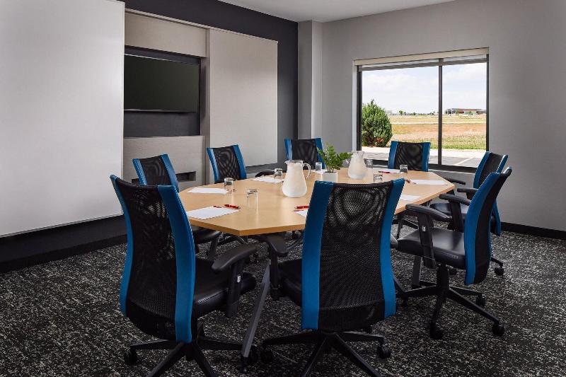 TownePlace Suites Garden City image