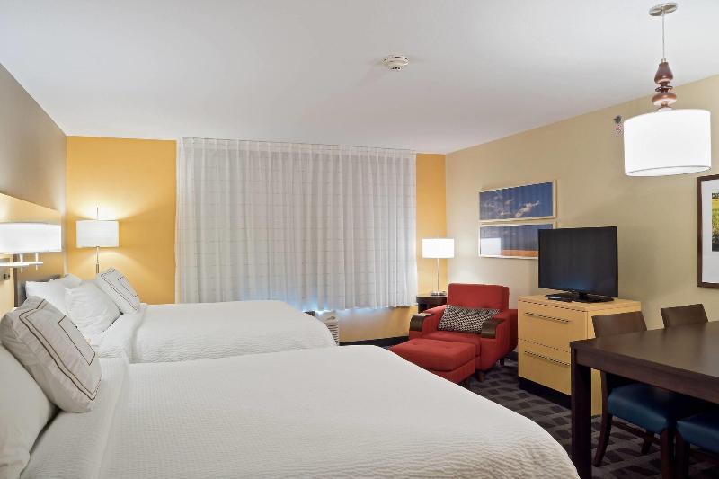 TownePlace Suites Garden City image
