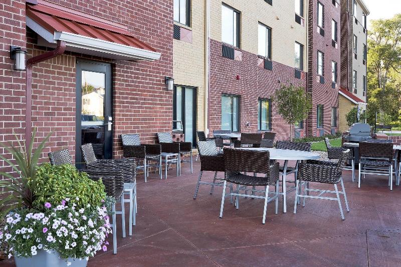 TownePlace Suites Garden City image