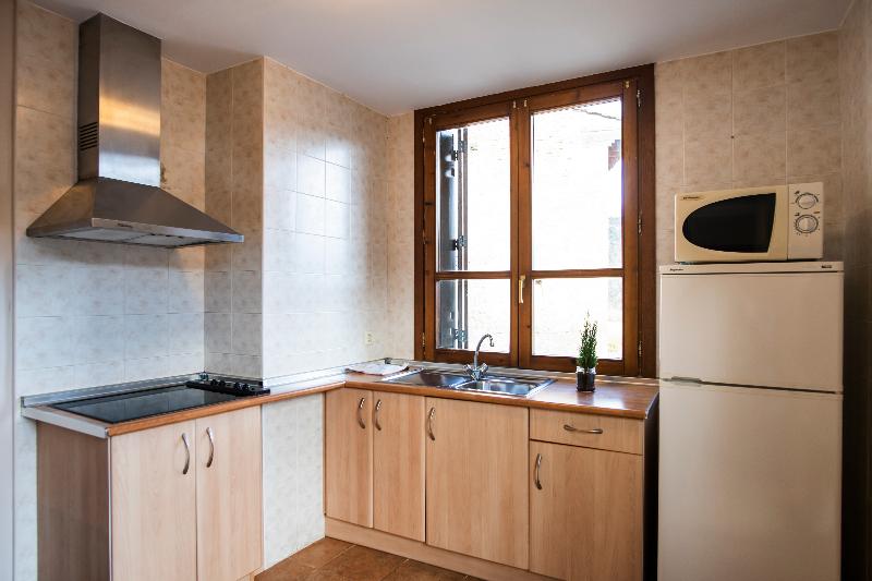 Ligueerre Resort image