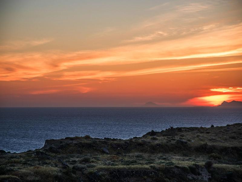 Oia Sunset Villas - Villa Swinging Sunset