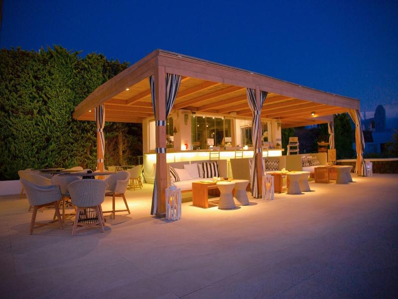 Oia Sunset Villas - Villa Swinging Sunset — photo 15