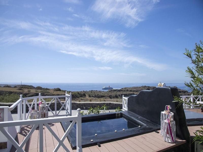 Oia Sunset Villas - Villa Swinging Sunset — photo 161