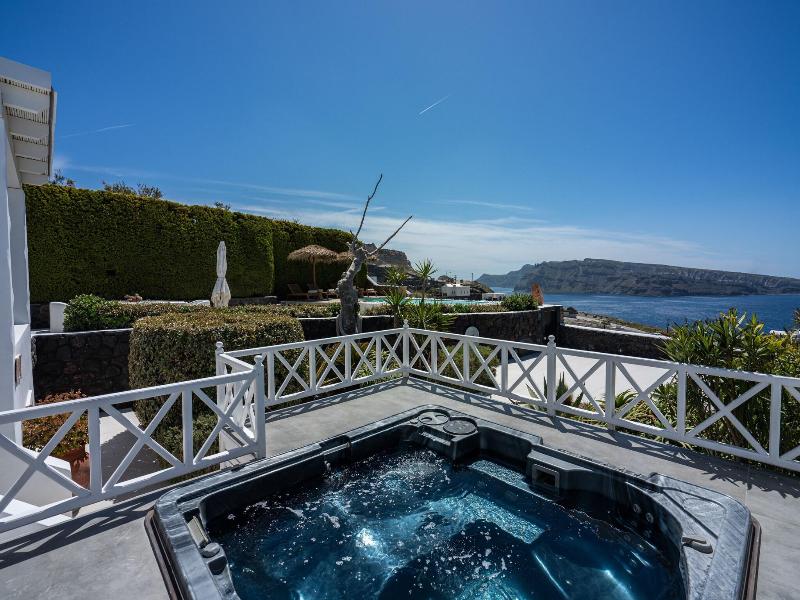 Oia Sunset Villas - Villa Swinging Sunset — photo 151
